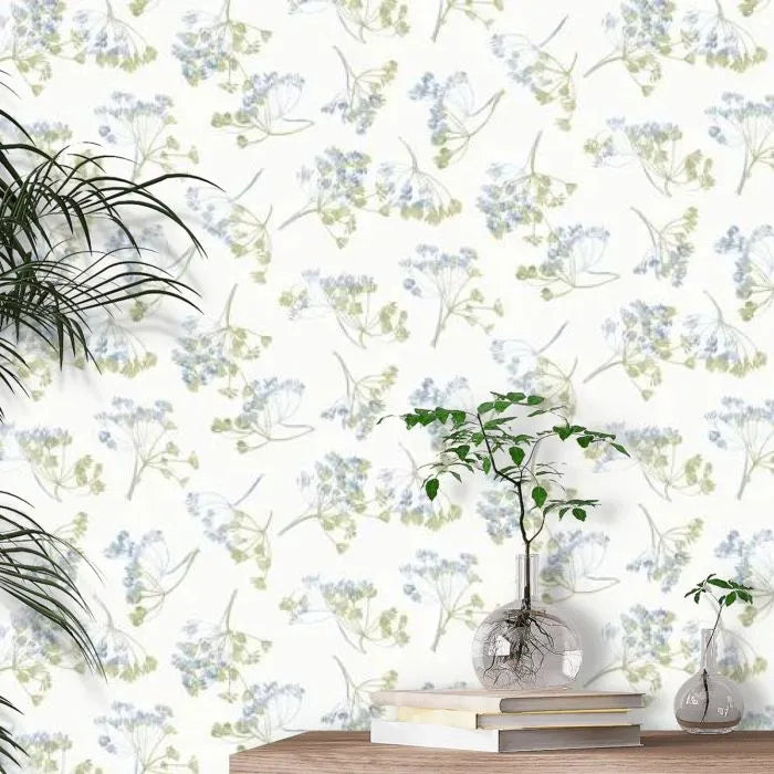 Laura Ashley Avonbury Hedgerow Wallpaper - 130102 - Green