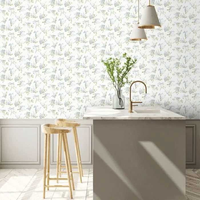 Laura Ashley Avonbury Hedgerow Wallpaper - 130102 - Green