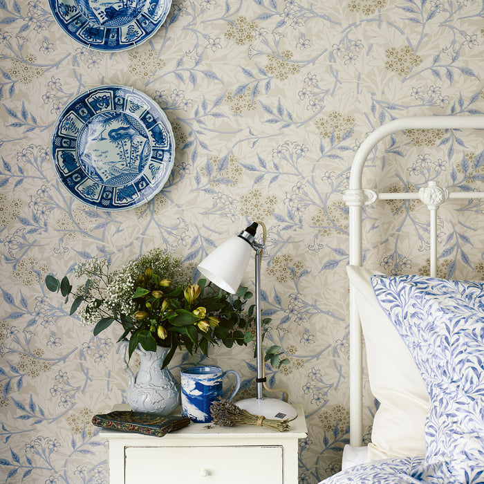 Morris & Co Jasmine Ecru/Woad Wallpaper