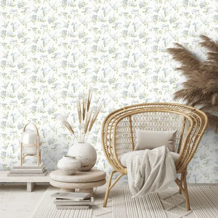 Laura Ashley Avonbury Hedgerow Wallpaper - 130102 - Green