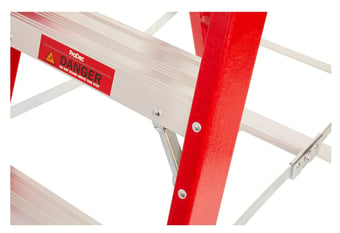 ProDec 1.9m Fibreglass Stepladder